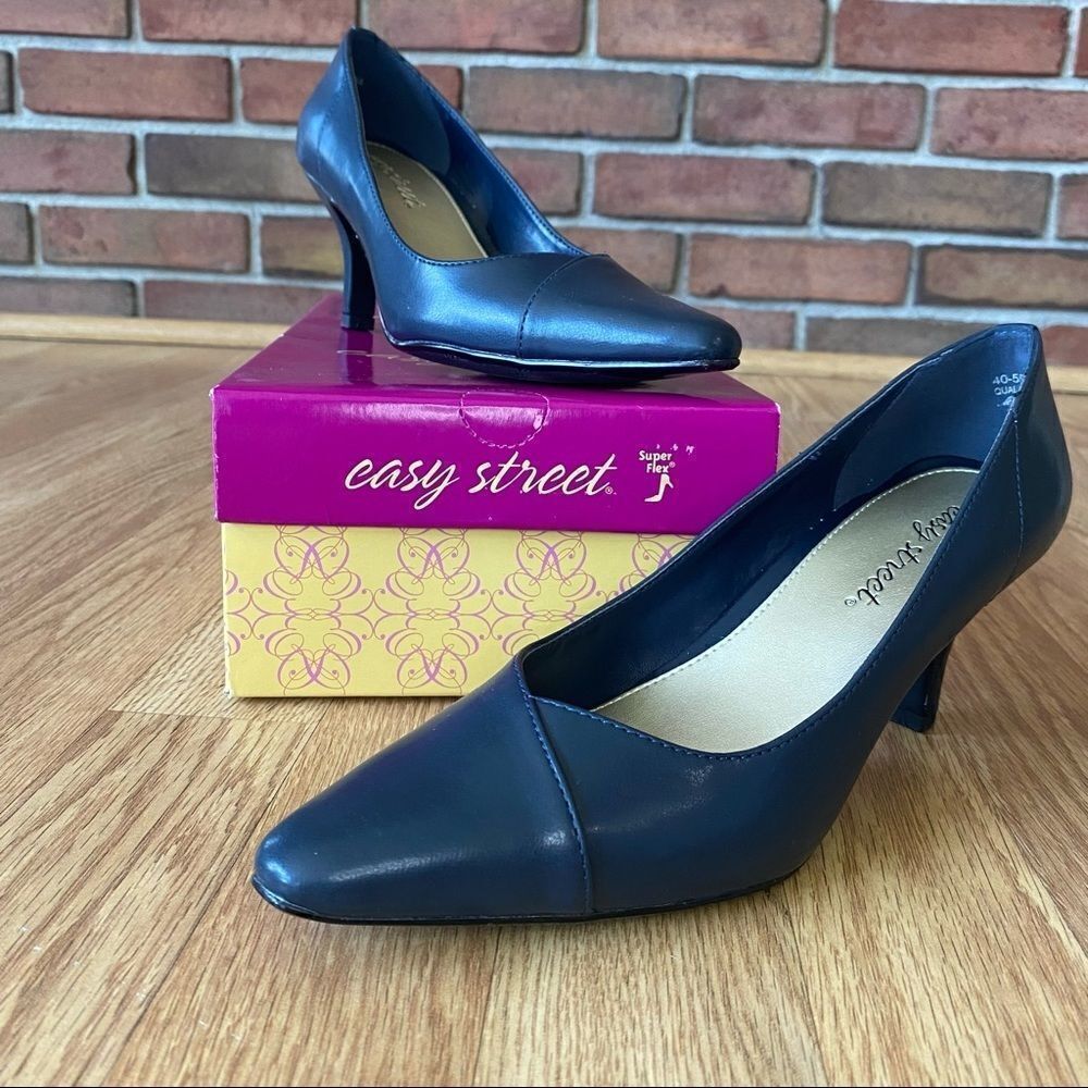 Easy Street Navy Chiffon Pumps 2" Heel Size 7 - Picture 2 of 13